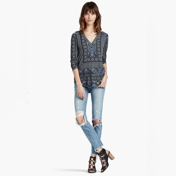 Lucky Brand Tops - Lucky Brand Border Print Top Navy Multi Small NWT